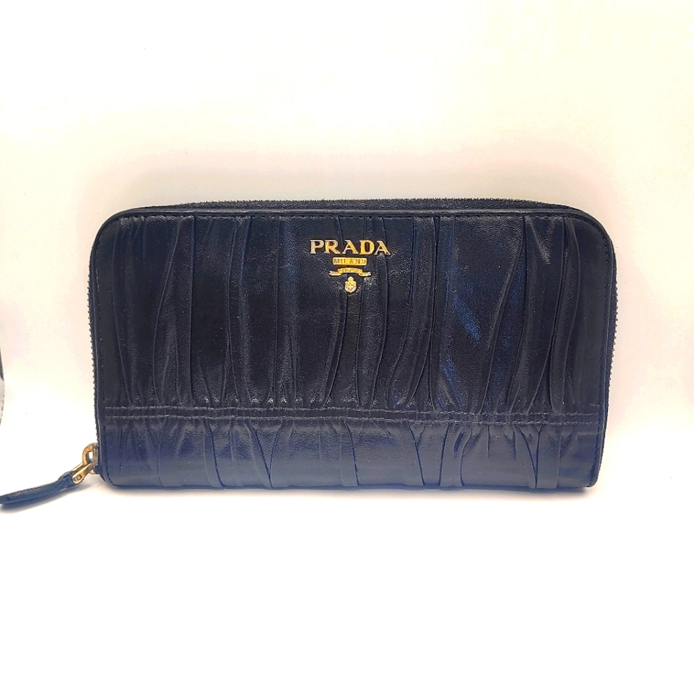 PRADA Gaufre Nappa Leather Wallet
